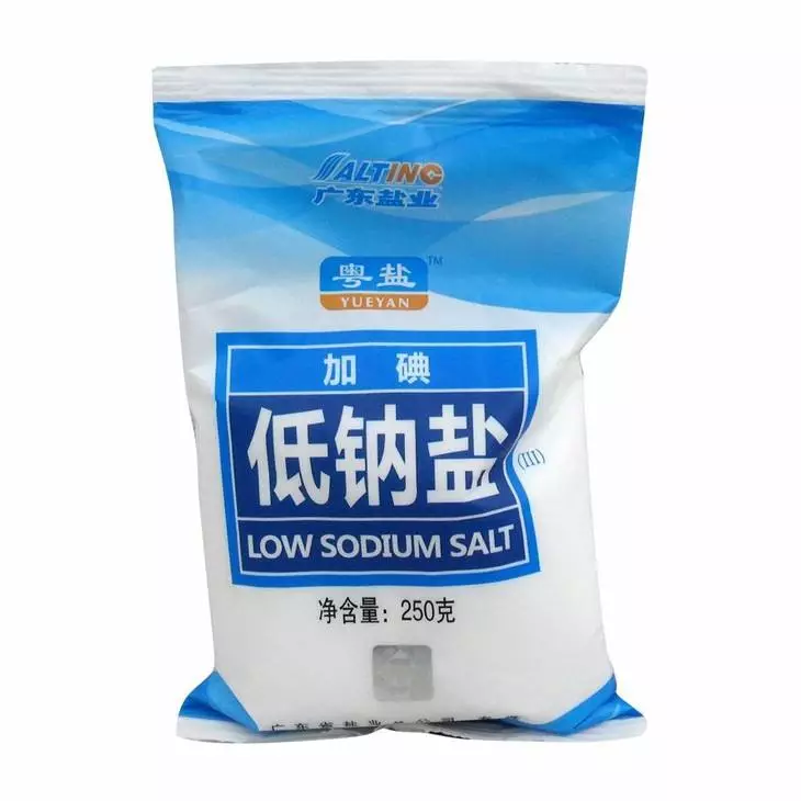 钾,钠,镁,碘等海洋生命元素,颗粒呈晶体状,更适合于沿海地区人群食用